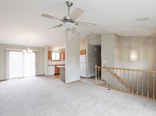 5327 Patmore Rd, Lincoln, NE 68516