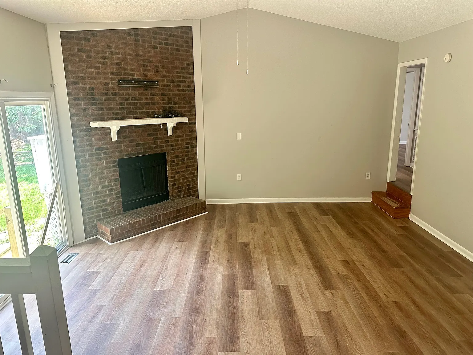 3326 Arrowhead Rd — Photo 3