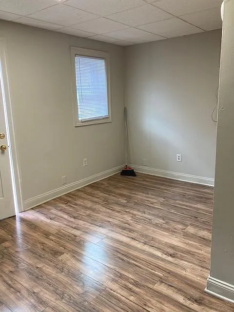 Studio, 300 sqft, $875 — Photo 3