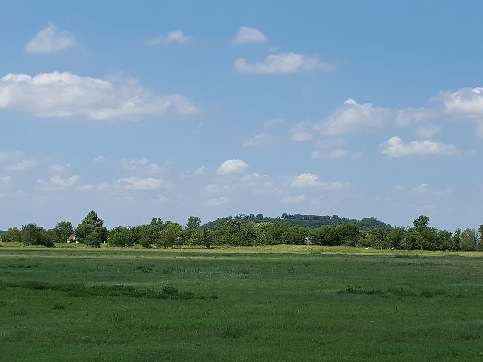1st image of 10380 E 450 Road