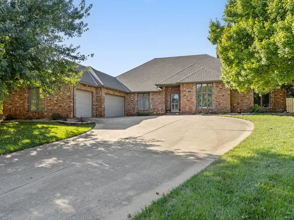 3873 E Eastmoor Street, Springfield, MO 65809