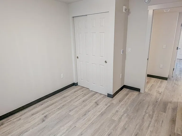 Kirkland Heights Apartments — Photo 126