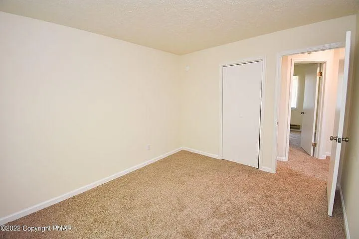 771 Country Place Dr photo 1