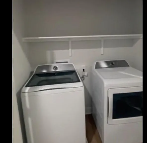 517 Emory Crossing Blvd — Photo 8
