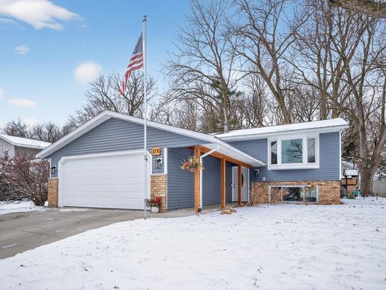 3770 Manorwoods Dr NW, Rochester, MN 55901