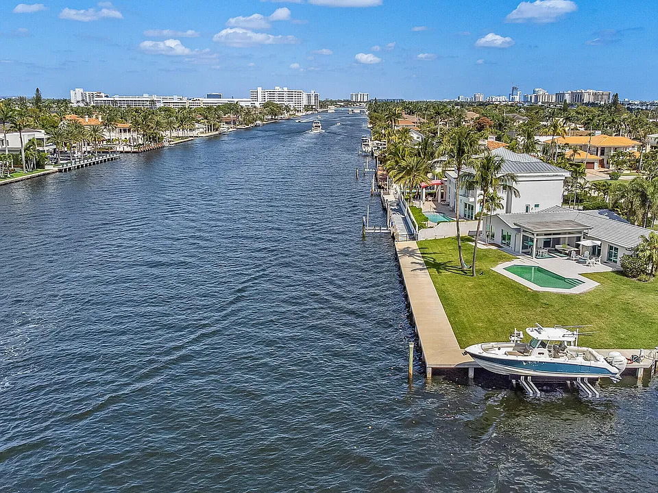 35 Castle Harbor Isle