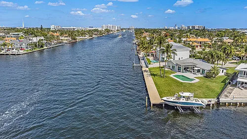 35 Castle Harbor Isle Photo 1