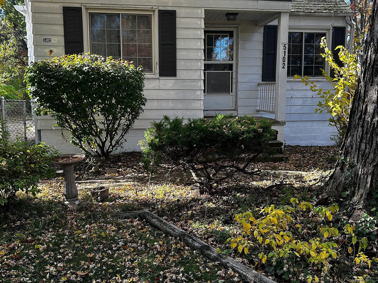 3 bed, 1309 sqft, $1,600 — Photo 2
