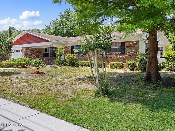 2nd image of 1548 GROVE PARK Drive