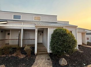 289 Clearview Ct, Villa Rica, GA 30180