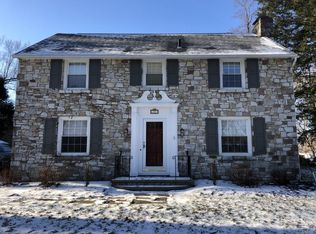 12 Westminster Cir, New Hartford, NY 13413