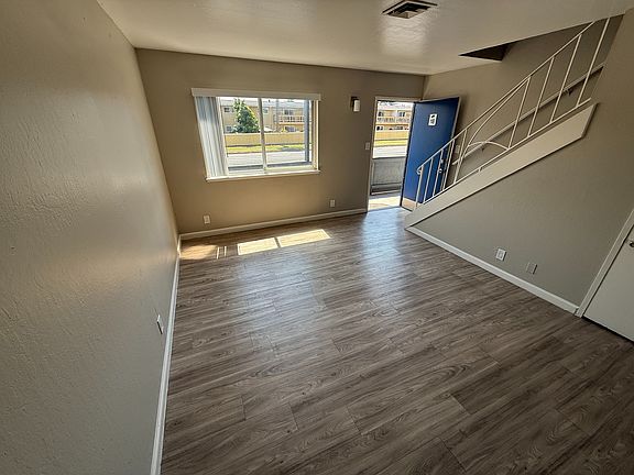 3rd image of 1101 Carey Dr #14