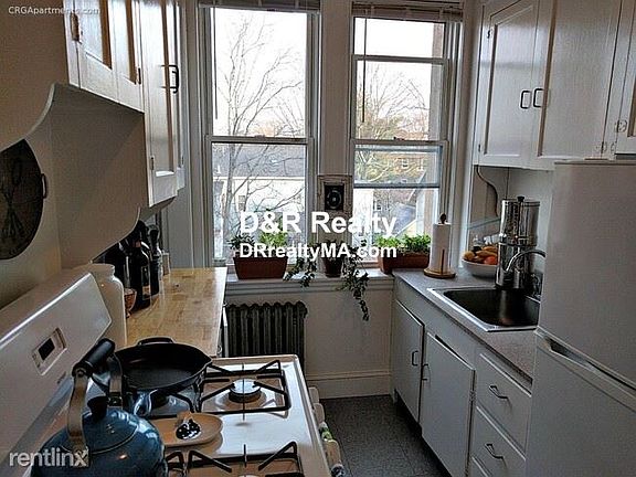 71 Martin St. #32 Cambridge Unit Photo 9