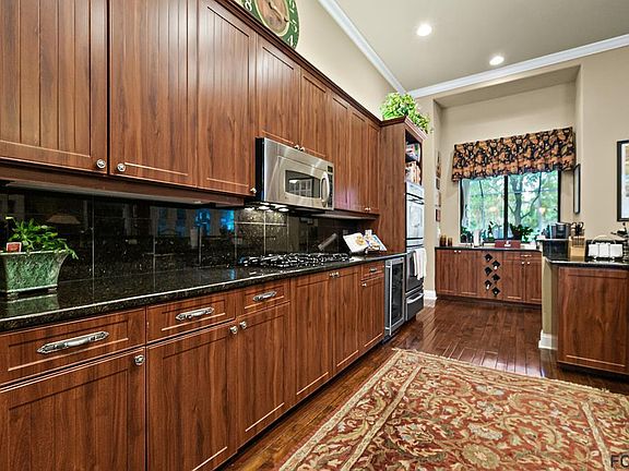 5th image of 15 N Park Ln
