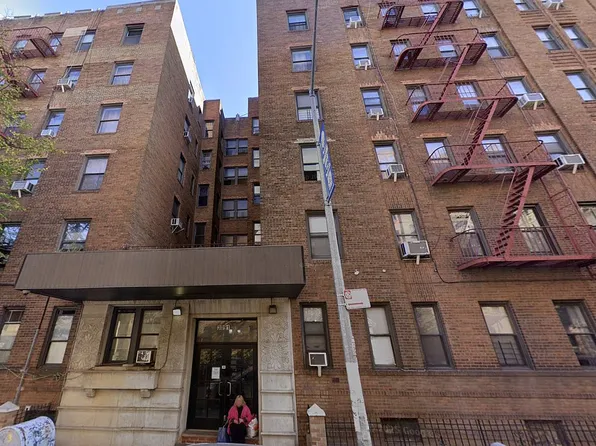 3091 Brighton Third St, Brooklyn, NY 11235