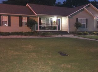 5 Rosemary Ln, Sylacauga, AL 35151