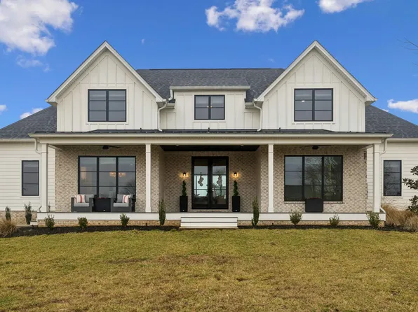 3000 Ora Ln, Spring Hill, TN 37174