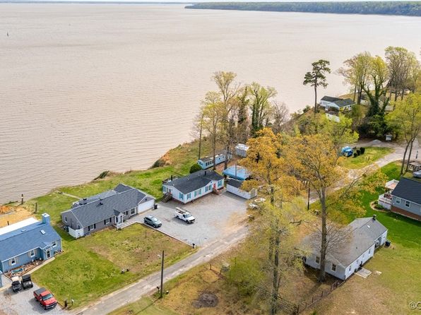 374 James River Overview, Spring Grove, VA 23881