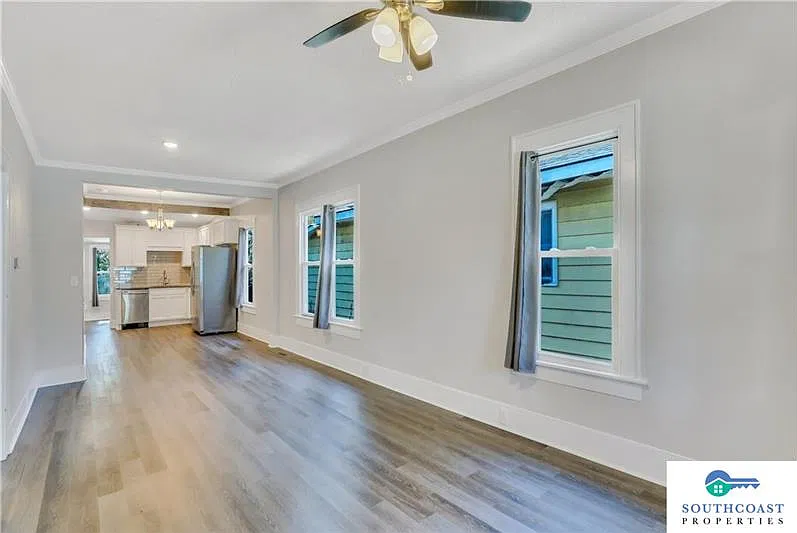 3 bed, 1296 sqft, $1,700 — Photo 3