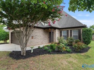 20 Maple Grove Blvd SW, Huntsville, AL 35824