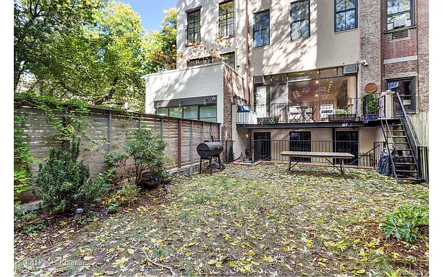 Rented by Douglas Elliman | media 35