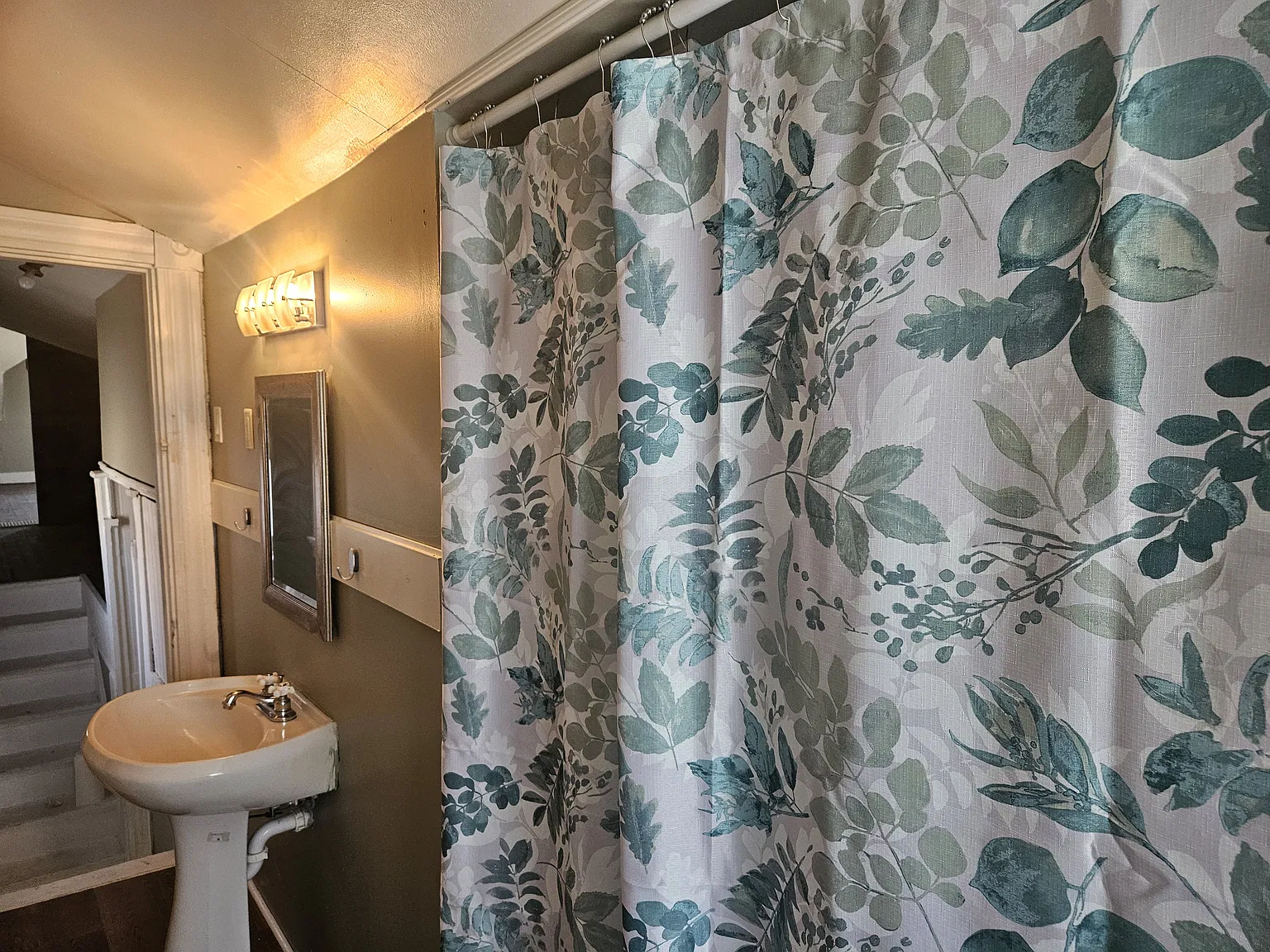 3 bed, 1.5 bath, 1638 sqft, $1,650 — Photo 4