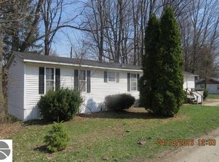 7976 Grove St, Central Lake, MI 49622