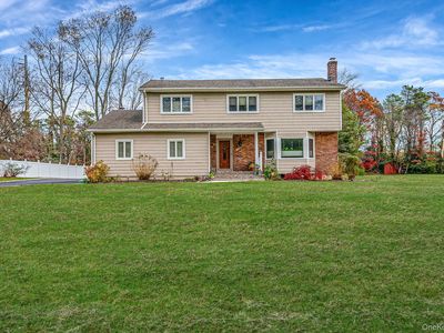 293 Marlin Street, Dix Hills, NY, 11746