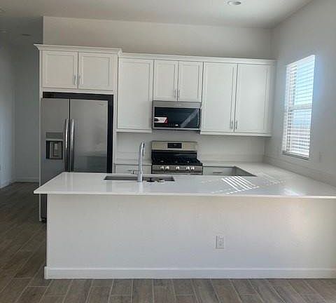 5th image of 32653 Woodside Dr