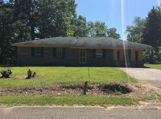 708 N 7th St, Lumberton, MS 39455