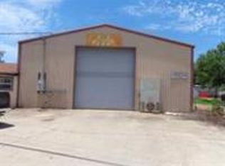 1207 S Robinson Dr, Robinson, TX 76706