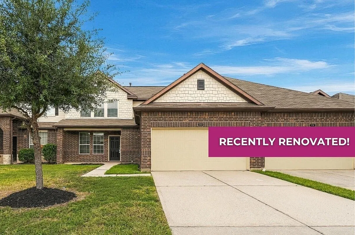 3 bed, 2.5 bath, 1717 sqft, $1,840 — Photo 1