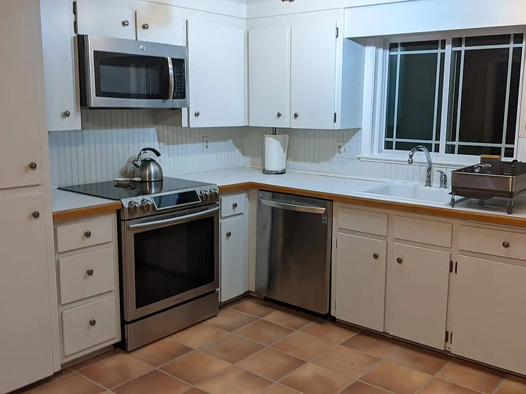 4 Bluff Rd — Photo 13
