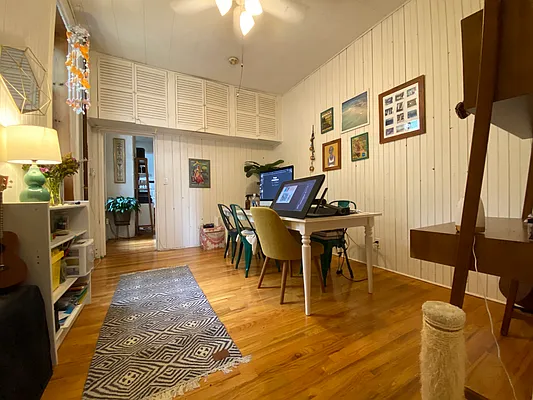 Rented by The InHouse Group | media 26