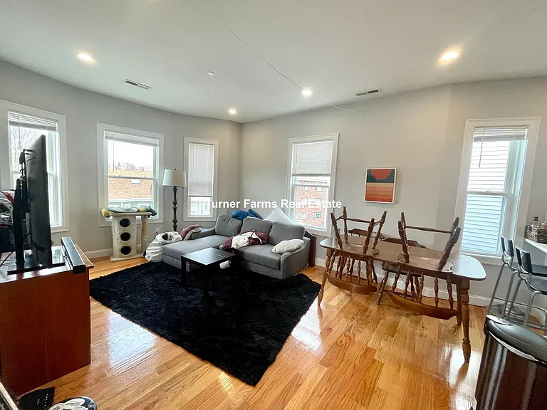 126 Cross St #5F — Photo 6