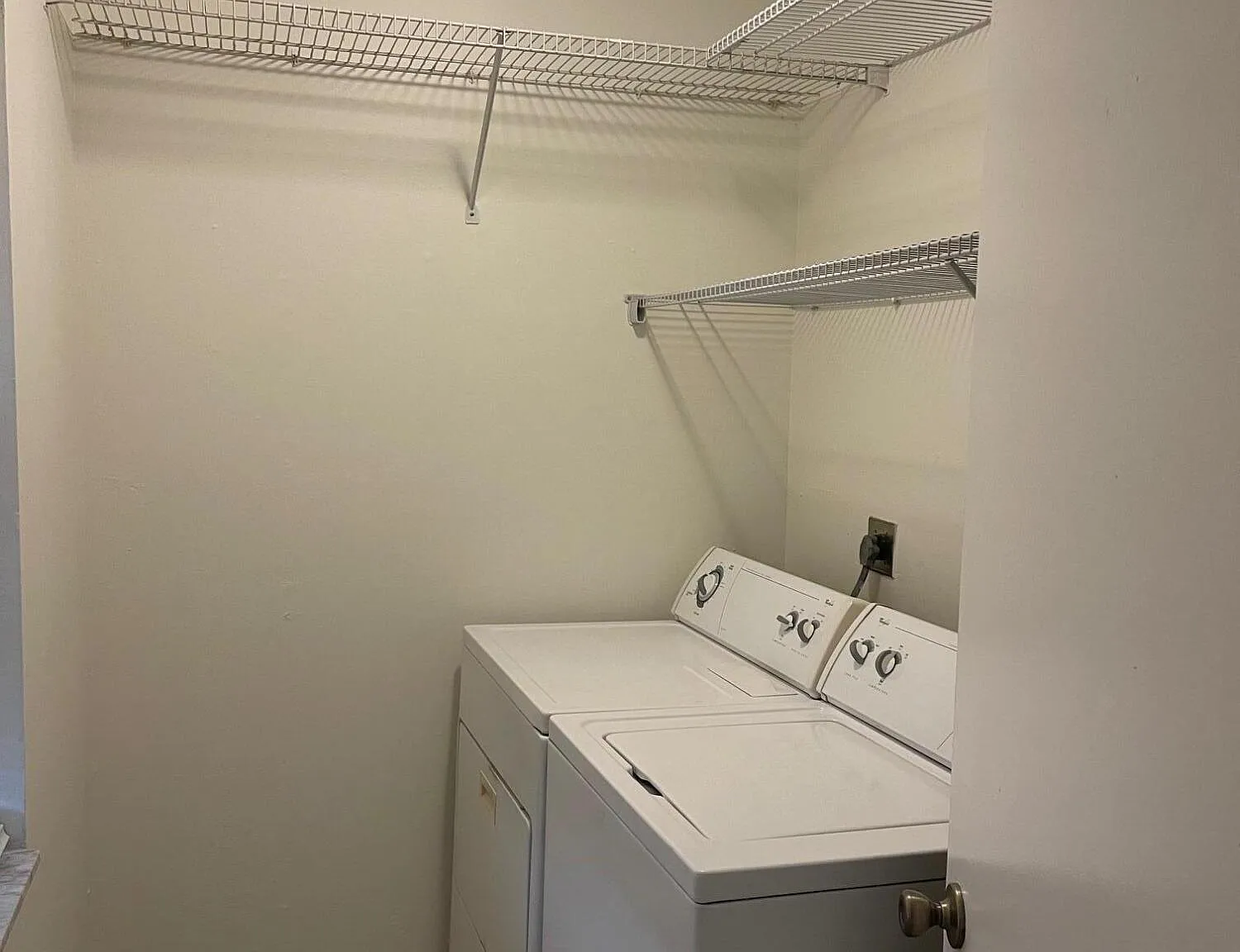 2 bed, 2.0 bath, 1158 sqft, $2,000 — Photo 4