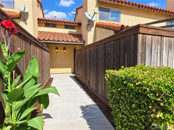 16600 Terrace Ln APT F, Fontana, CA 92335