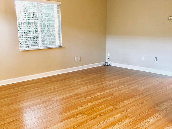 5th image of 1800 Park Ave APT 359