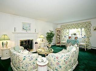 330 Brower Ave, Rockville Centre, NY 11570