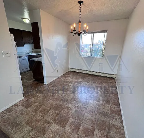 708 Downey St #3 — Photo 4