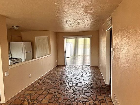 3rd image of 3101 N Cherry Ave Unit B