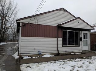17217 Lipton Ave, Cleveland, OH 44128
