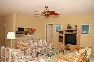2nd image of 5801 Glencove Dr APT 504