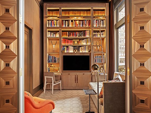 5th image of 212 5th Ave Floor 3C