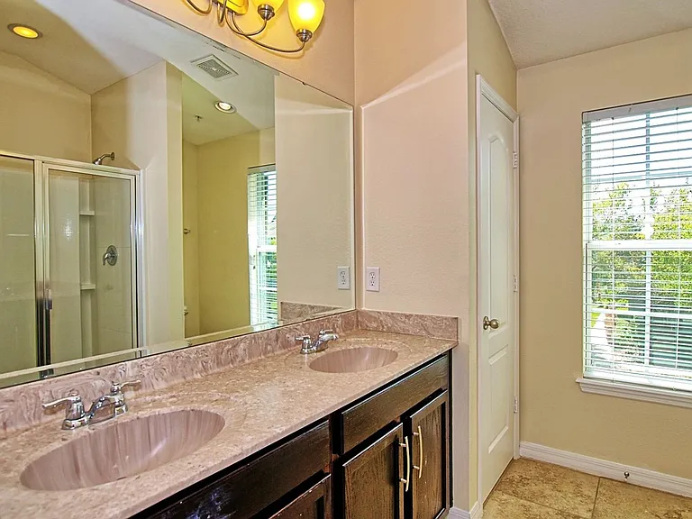 10243 Lake District Ln — Photo 10