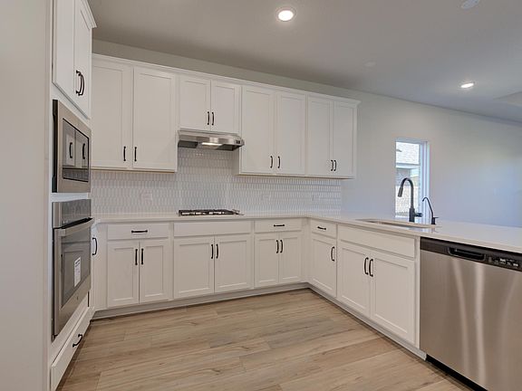 Arcadia Ridge - Willow Interior Image 3