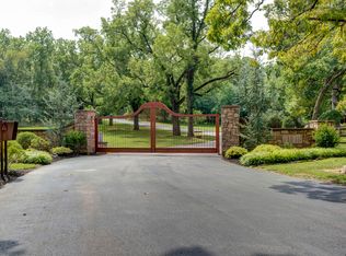 807 Rivers Edge Rd, Ozark, MO 65721