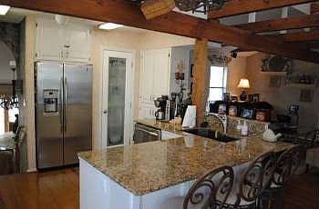 3rd image of 116 Barbie Ct