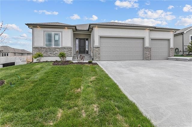1st image of 1297 NW Hickorywood Ct