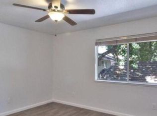 5881 Gloria Dr APT 2, Sacramento, CA 95822